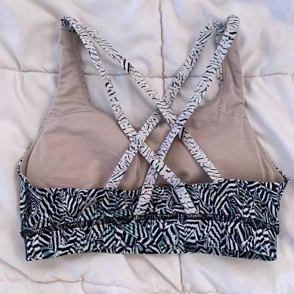 lululemon sports bra - Picture 2 of 3